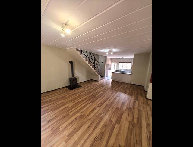 3 BEDROOM SECTIONAL TITLE FOR SALE IN WELTEVREDEN PARK